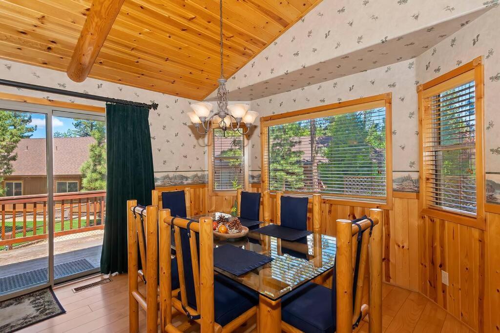 Teakwood - 3-Br Spa, Fire Pit, Quiet, Ac, Centrally Located Villa Big Bear Lake Exteriör bild