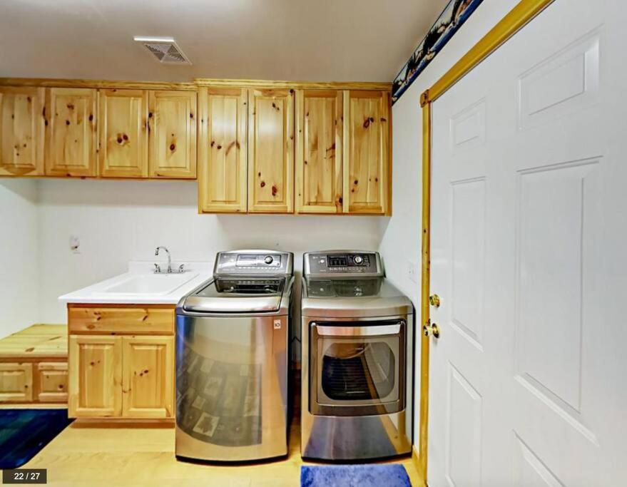 Teakwood - 3-Br Spa, Fire Pit, Quiet, Ac, Centrally Located Villa Big Bear Lake Exteriör bild