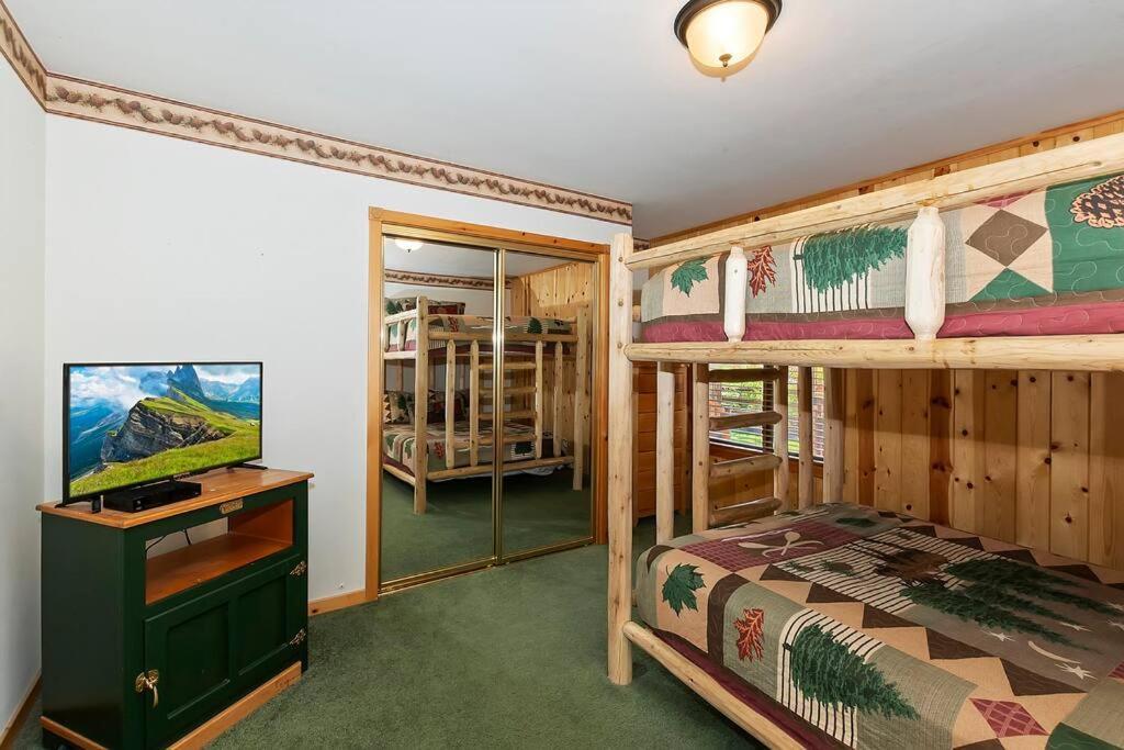 Teakwood - 3-Br Spa, Fire Pit, Quiet, Ac, Centrally Located Villa Big Bear Lake Exteriör bild